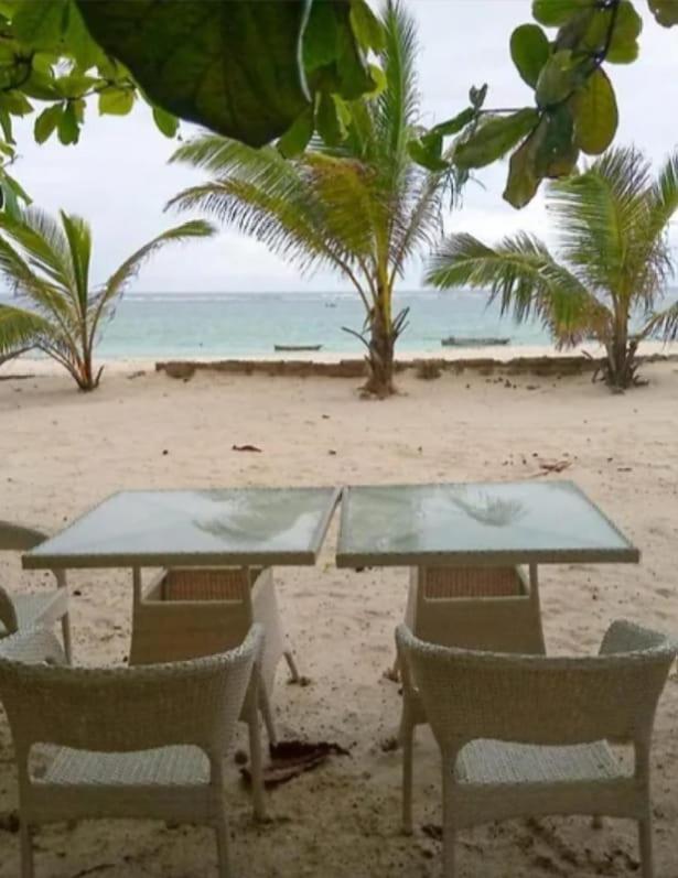 Restful Beach Front Studio-Diani Appartement Diani Beach Buitenkant foto